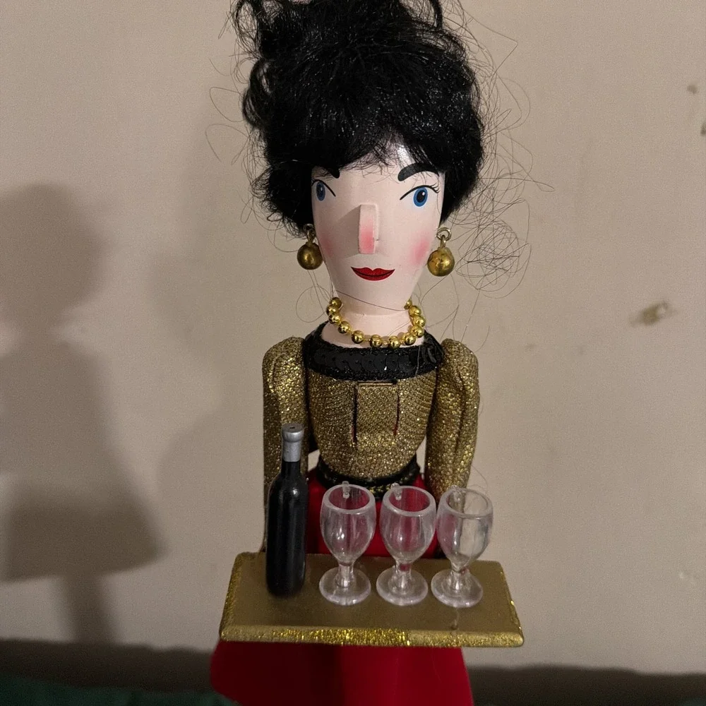 Collectible‎ Pier 1 Imports Holiday Woman Wine Server Nutcracker Figurine